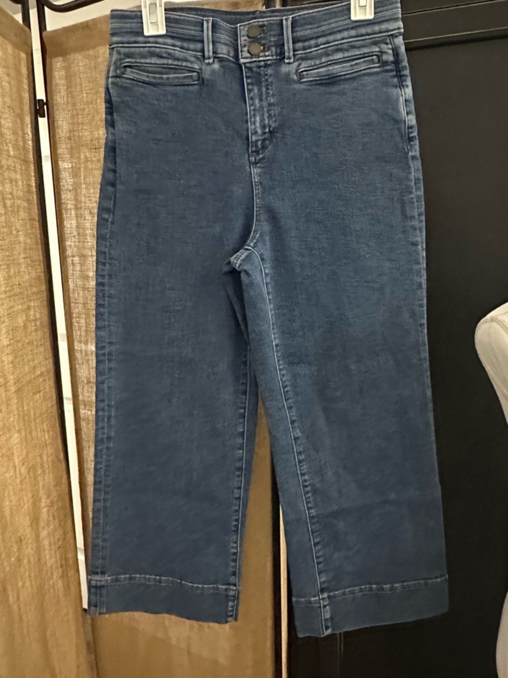 Ann Taylor Cropped Wide-Leg Jeans in Denim Blue
